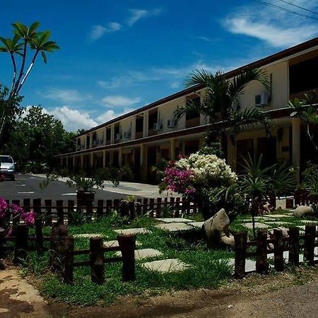 Putra Putri Lodge Кангар Екстериор снимка
